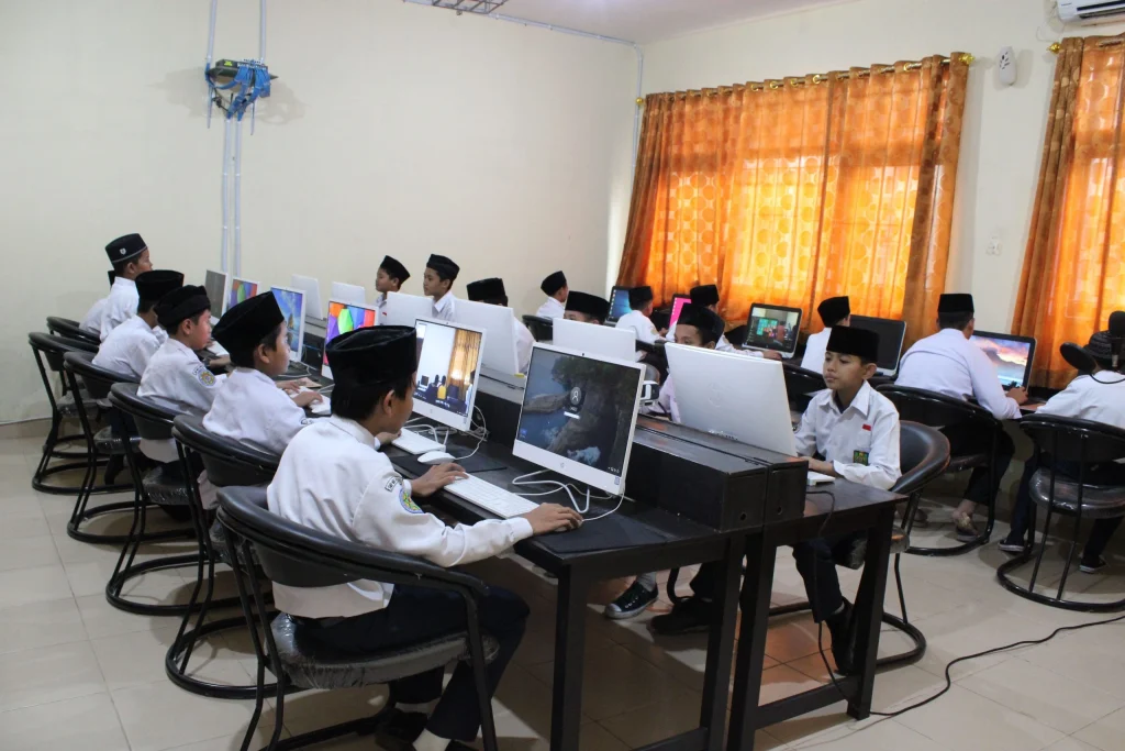 lab_komputer_mbs_bumiayu lab_komputer_mbs_bumiayu